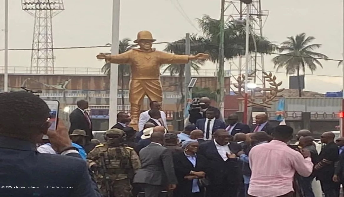 Kinshasa-monument de  Papa Wemba : la présence de Félix Tshisekedi crée la polémique