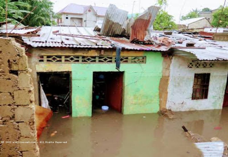 Équateur : une dizaine de morts et plus de 80 maisons écroulées après une pluie torrentielle à Basankusu