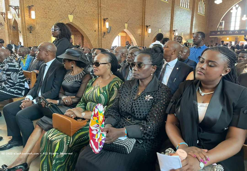 RDC : un cadre du parti présidentiel humilié aux obsèques de Chérubin Okende (vidéo)