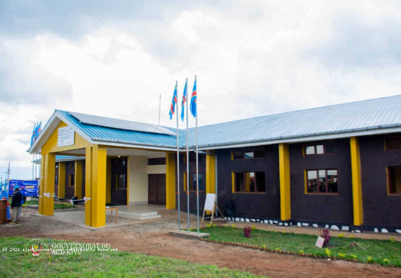 Sud-Kivu : le gouverneur réceptionne les infrastructures construites dans le projet du PDL145 territoires