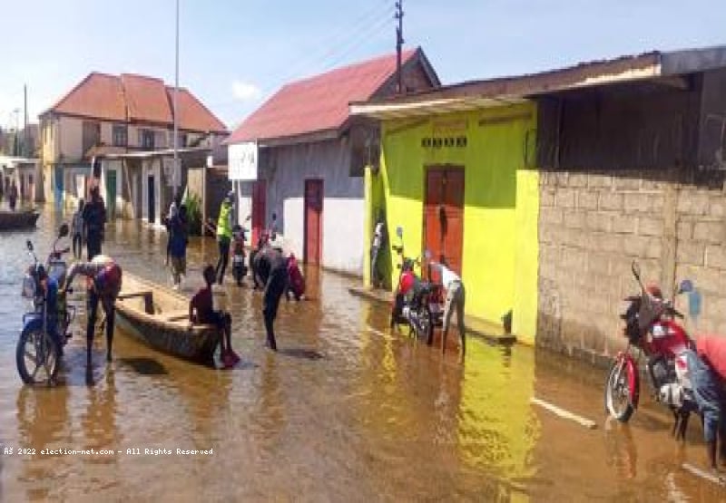 RDC : les inondations forcent la population de Kalemie à se déplacer