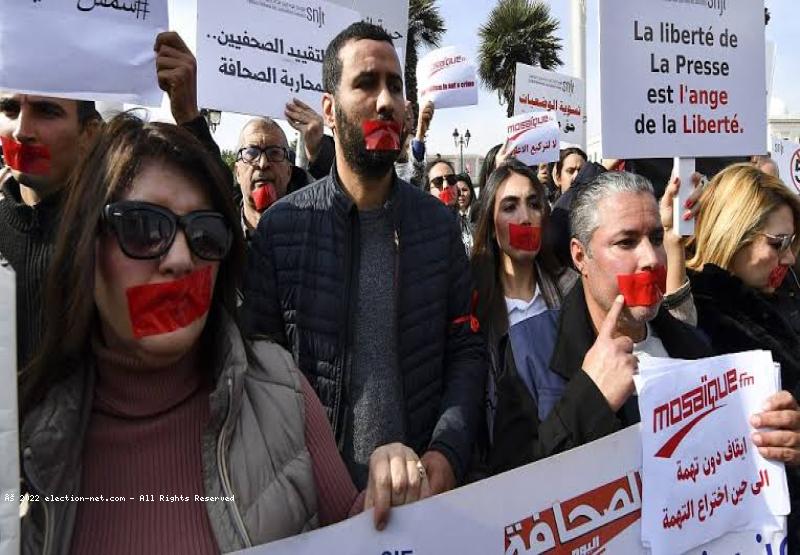 Tunisie : le retour de "l'autocensure" face à "la crainte de la dénonciation et de l'arrestation"