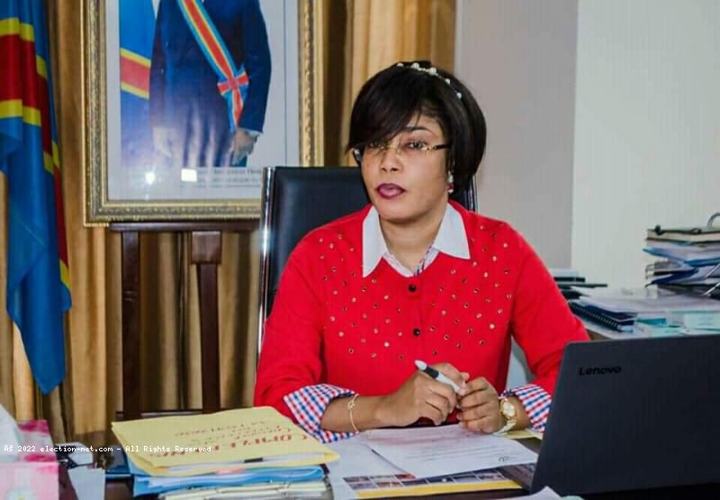 RDC : tout établissement des titres parcellaires interdit