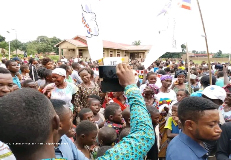Kasaï Oriental : les jeunes de Kabeya Kamuanga dans la rue pour manifester contre l'agression rwandaise