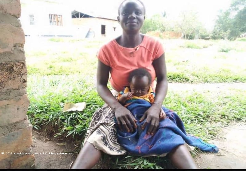 Lomami : une ''folle'' amène à l'hôpital son bébé pour la circoncision