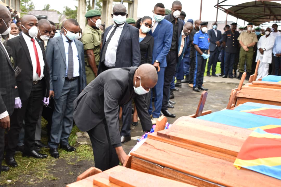 Nord-Kivu: le gouverneur Carly Nzanzu Kasivita rend hommage aux gardes parc tués à Rumangabo