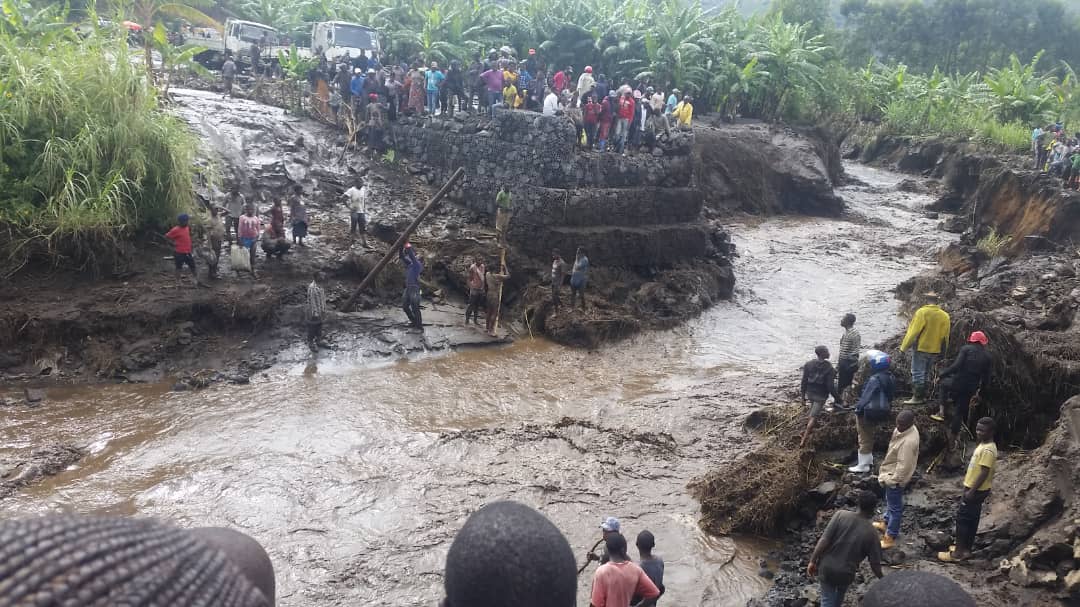 Nord-Kivu : le gouvernement provincial envisage jeter un énième pont provisoire sur la rivière Kihira