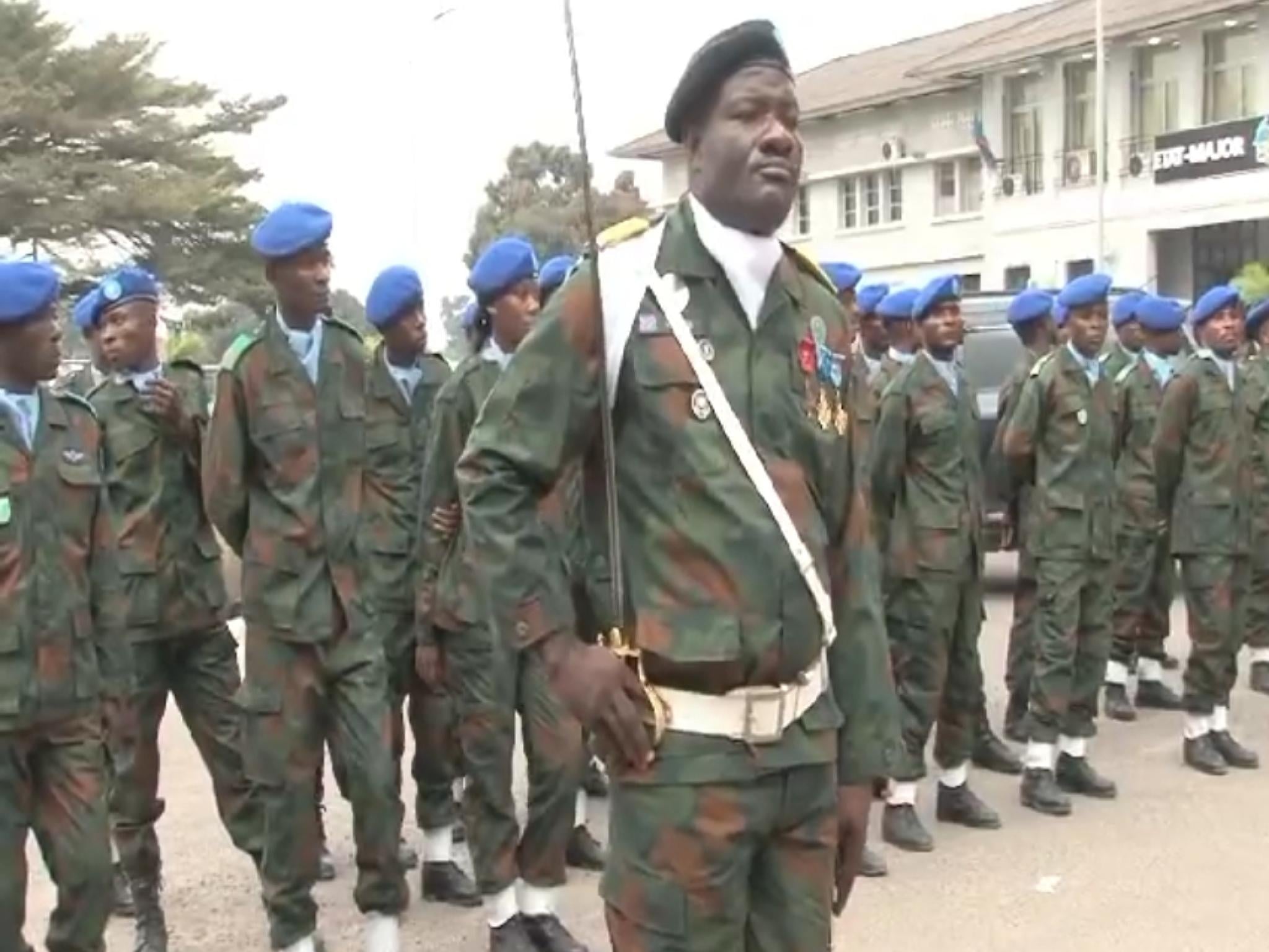 RDC : l'armée congolaise dotée d'une nouvelle tenue de combat ...